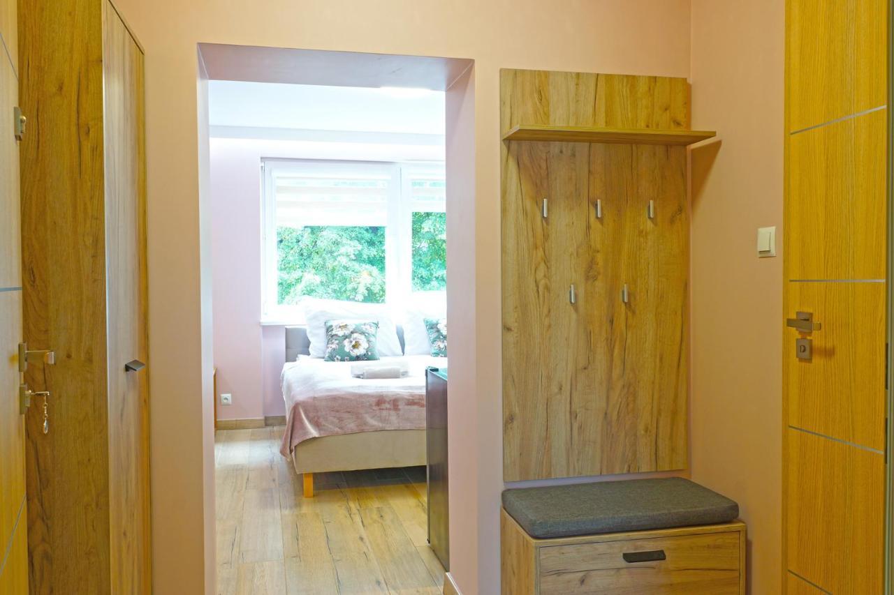 Nad Stawem Apartment Ustron Bagian luar foto